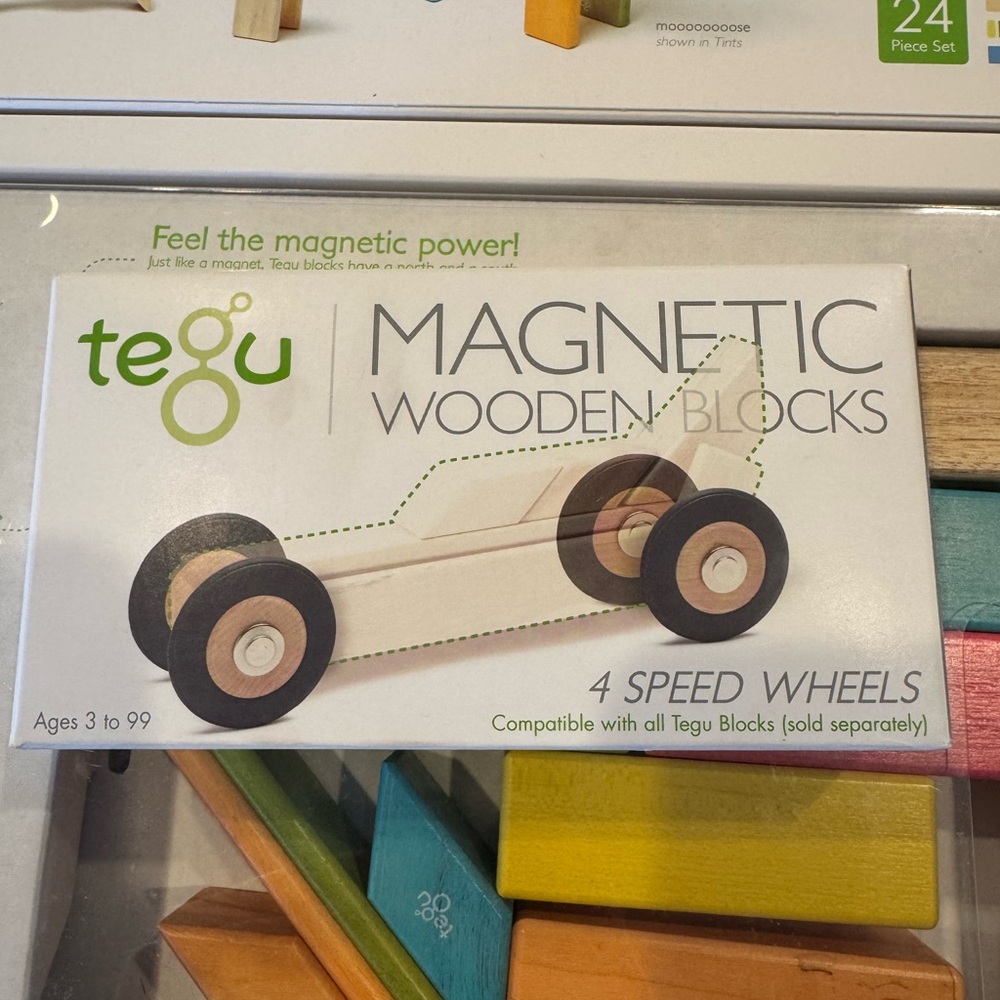 tegu Magnetic Wooden Blocks Set - Colorful Building Adventure - Picture 6 of 6